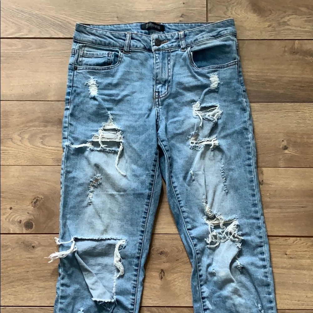 Distressed Girlfriend Jeans